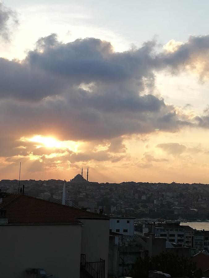 Galata West Hostel Istanbul Exterior photo